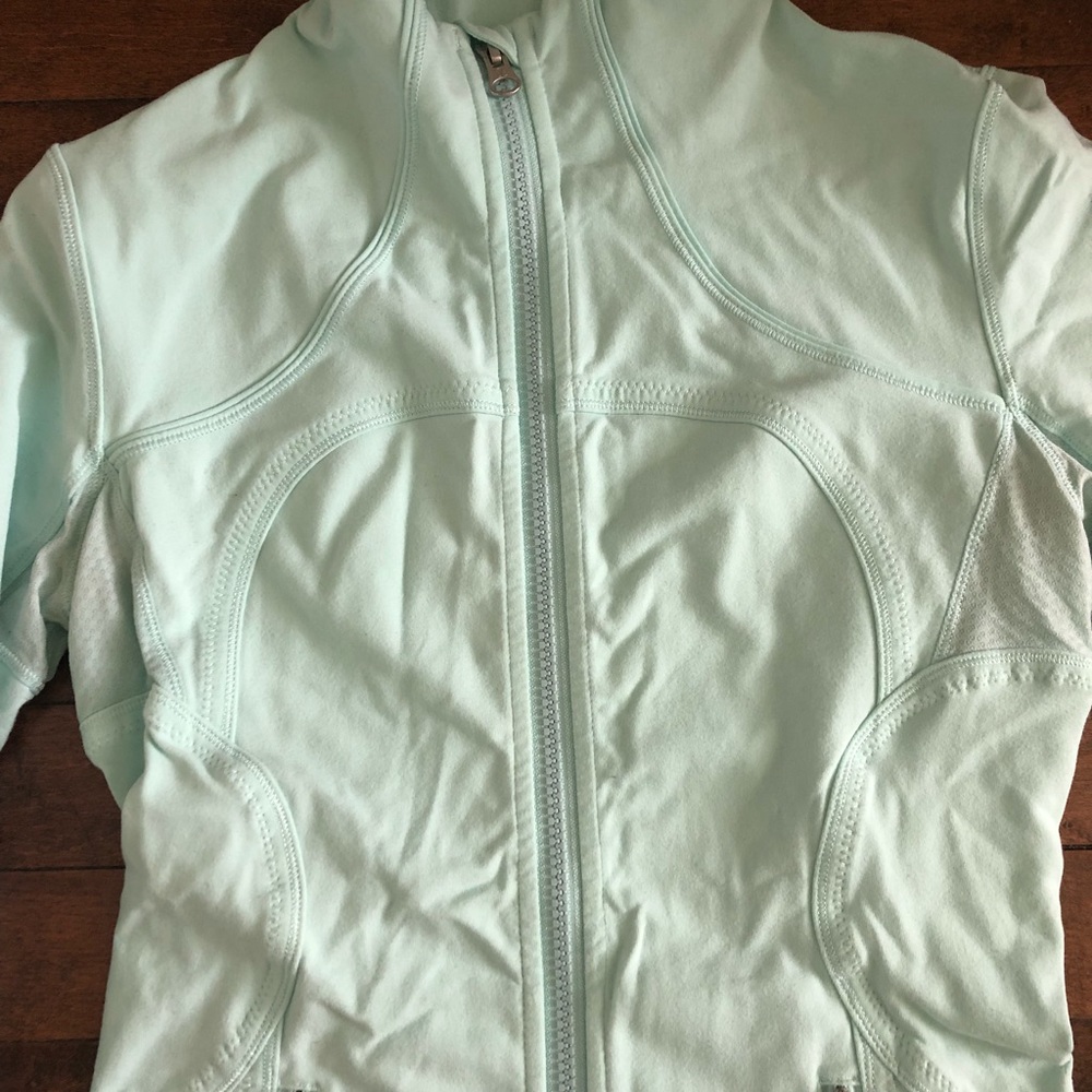 Lululemon Jacket - Picture 5 of 6